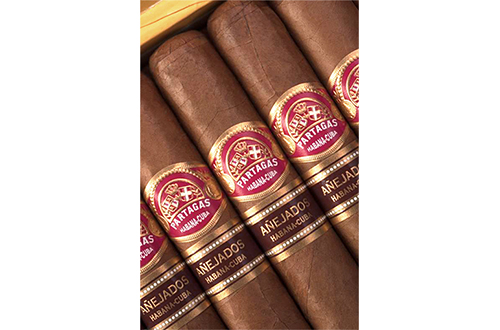 Partagas Coronas Gordas Anejados